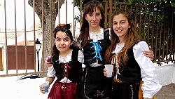 11058088_877416682330457_3562413557827567467_n