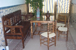 CUARTO DE ESTAR T&Iacute;PICO