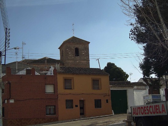 Vistas de la iglesia desde la fuente