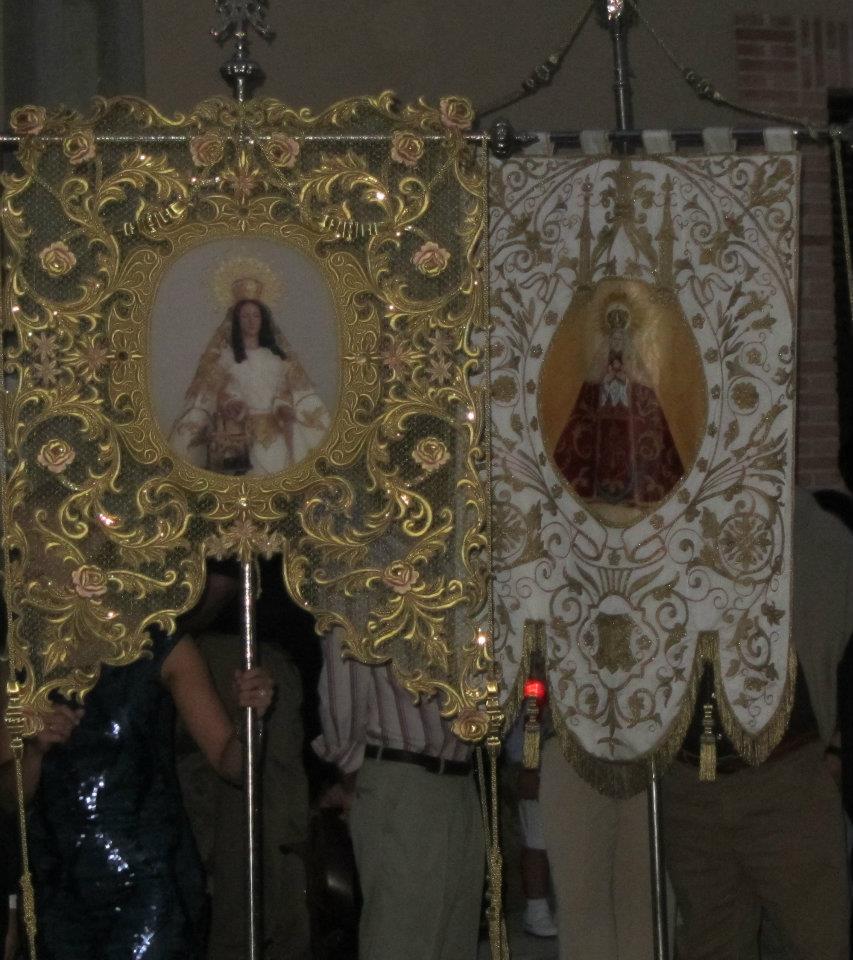 576572_348207451915312_575356970_n