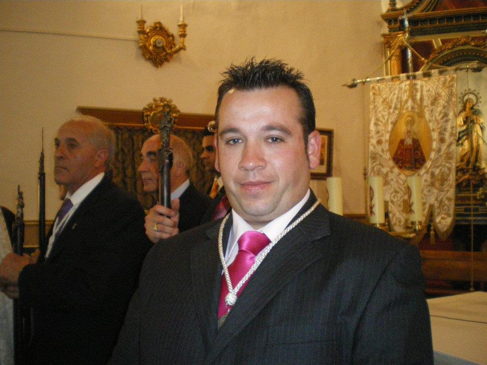 403538_402901826412720_17176158_n