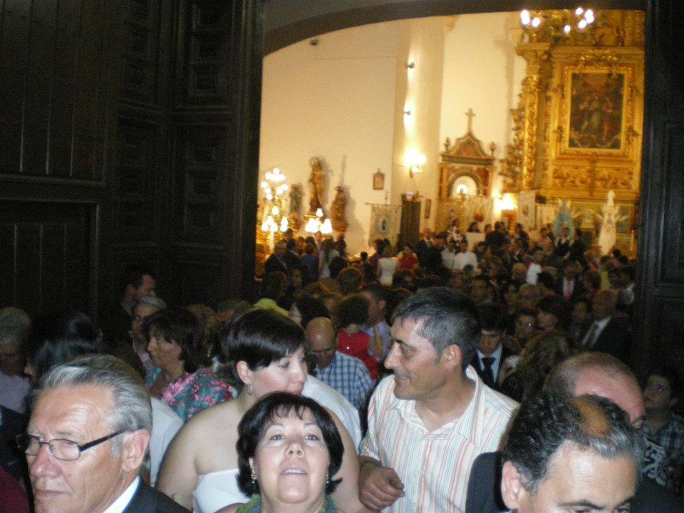 401915_402907313078838_584988274_n