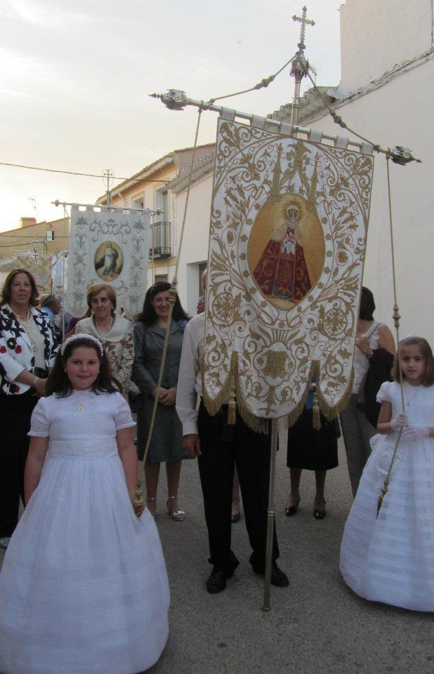 182879_348206911915366_1217046904_n