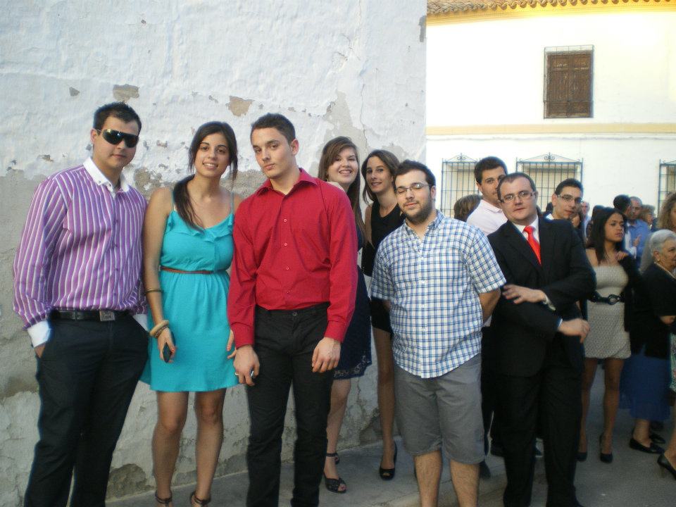 166586_402904936412409_1701880483_n