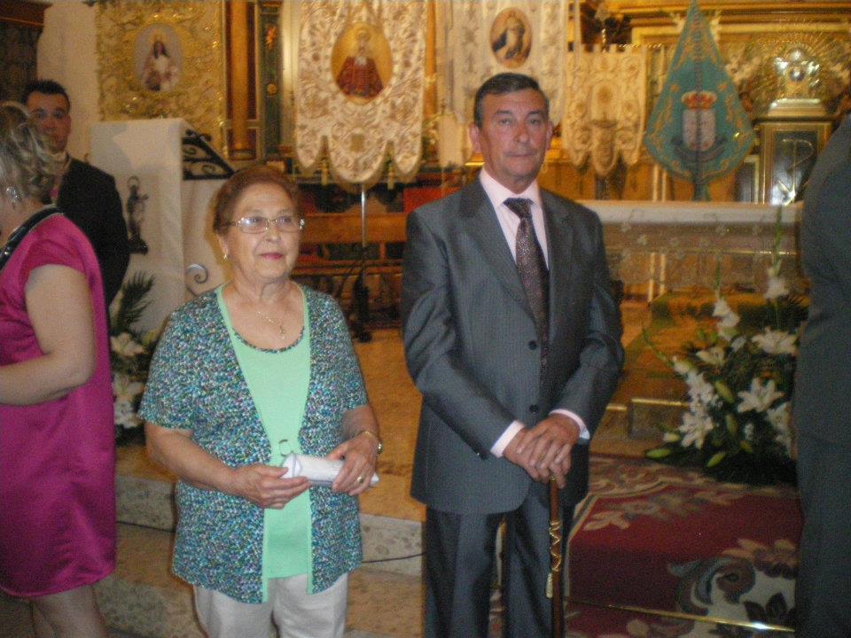 166520_402903096412593_1405367963_n