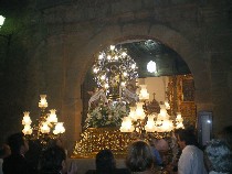 599023_402908373078732_1513885369_n