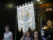 481310_402904019745834_1600652812_n