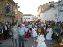 421487_402905139745722_84612912_n