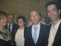 292232_402907153078854_1505203975_n