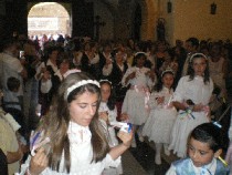 252676_402901616412741_1693958169_n