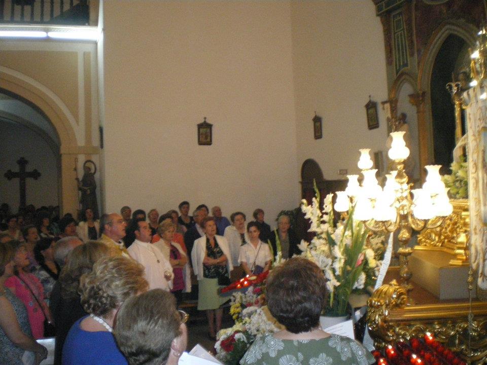 551126_402673529768883_1930140801_n