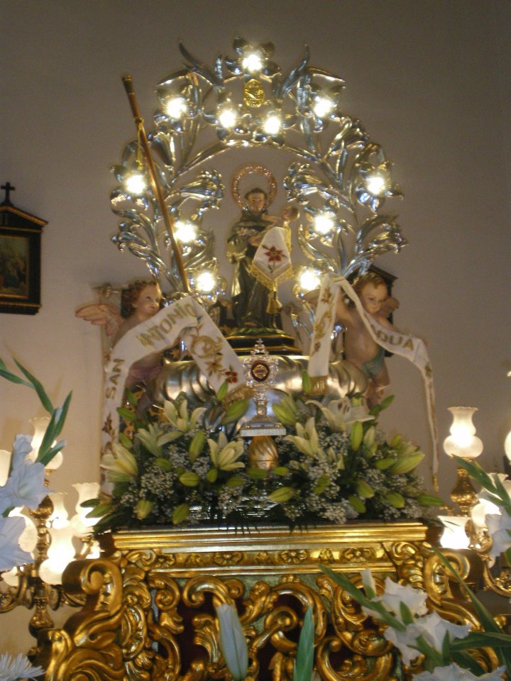 536056_402673856435517_1864884548_n