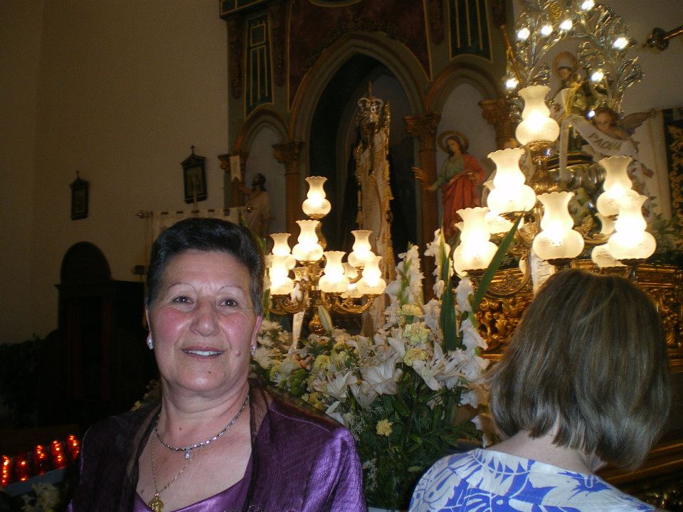 282627_402678173101752_2035752371_n