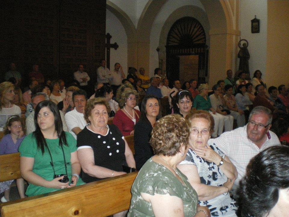 224808_402668246436078_1460680613_n