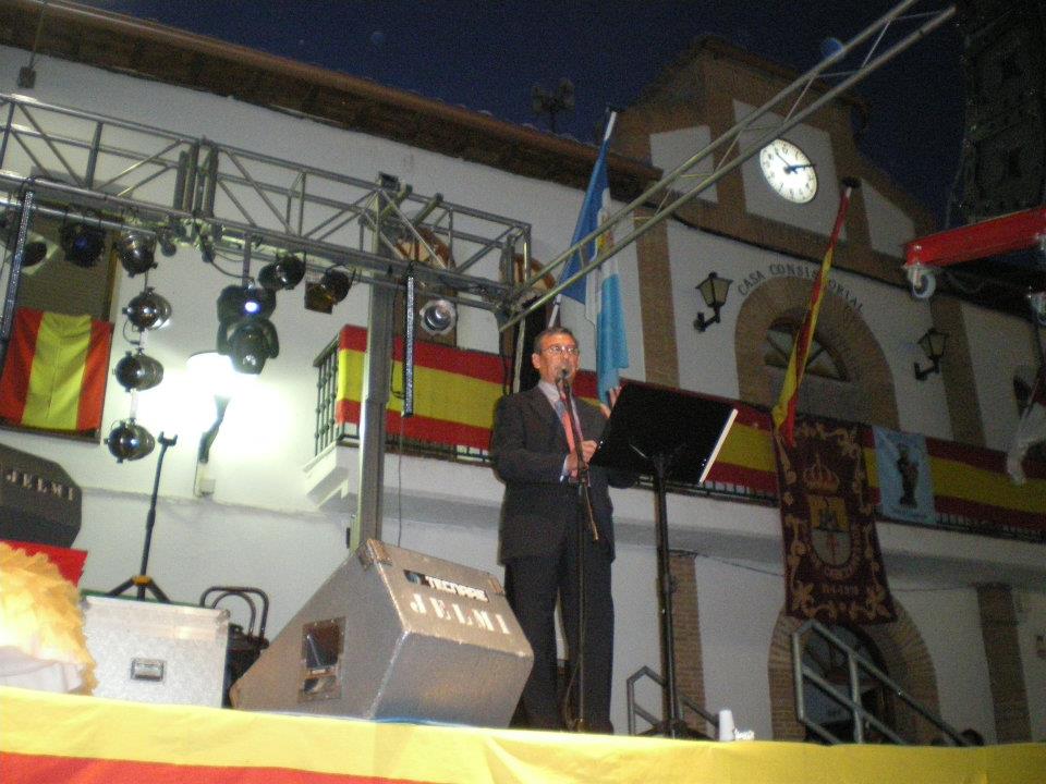 179945_402676383101931_594324333_n