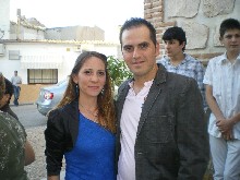 580124_402661873103382_238067771_n