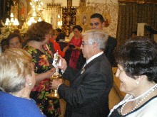 550774_402677923101777_605834597_n