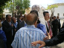 403457_402678963101673_2098029327_n