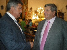 283724_402674063102163_1140270371_n