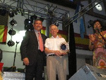 178960_402676213101948_1407296823_n