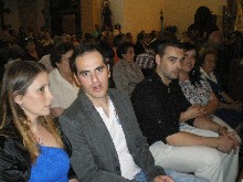 168858_402668109769425_1981022340_n